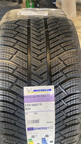 285/35R20 104W Michelin PILOT ALPIN PA4 XL Kitka